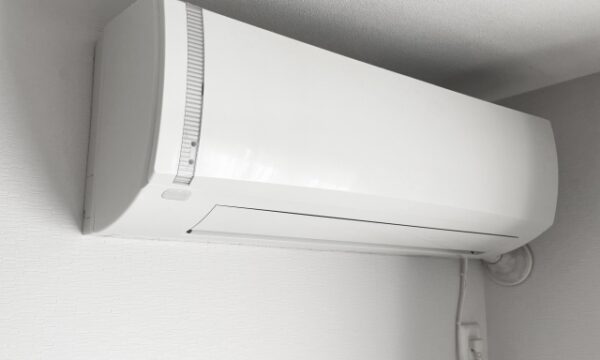 エアコンガスチャージ